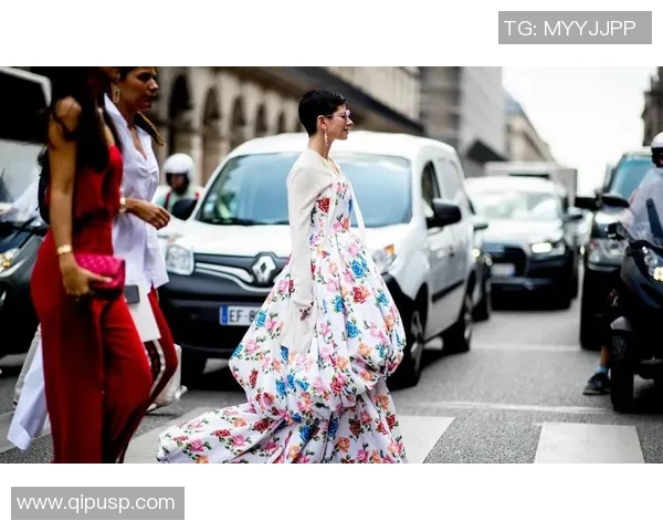 足球明星时尚风向标毛衣搭配引领潮流新趋势